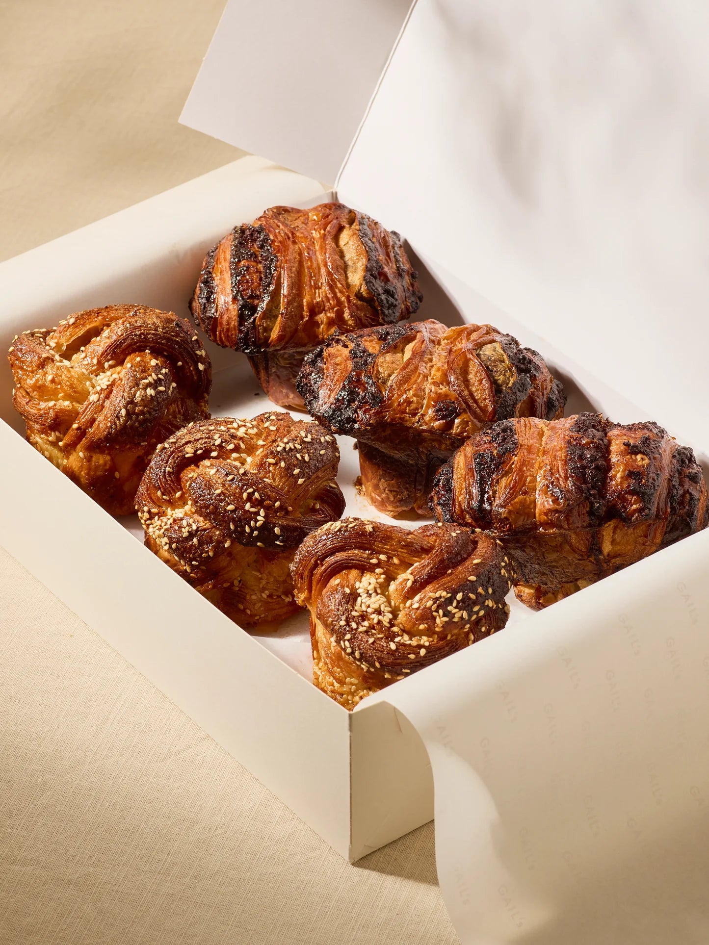 Babka Bun & Sesame & Cardamom Morning Bun Box